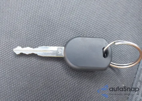 2010 Ford Fusion Se z USA, uszkodzony, nr VIN 3FAHP0HA2AR402573